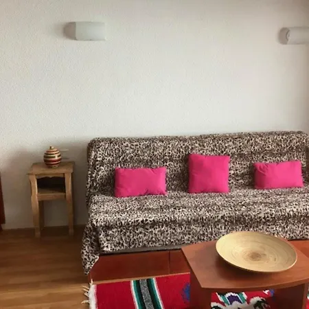 T2 4 Pers Avec Terrasse, Piscine Couverte, Salle De Fitness Et Parking Couvert - Fr-1-404-249 *