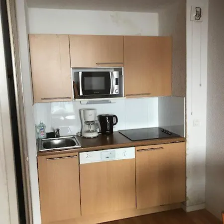 T2 4 Pers Avec Terrasse, Piscine Couverte, Salle De Fitness Et Parking Couvert - Fr-1-404-249 *