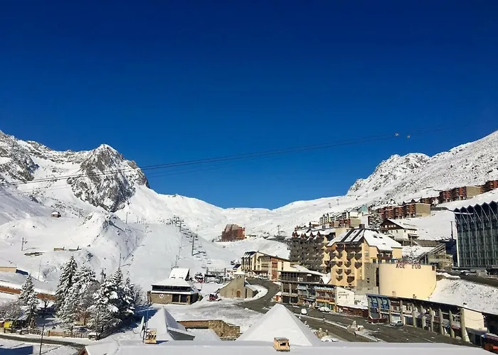 T2 4 Pers Avec Terrasse, Piscine Couverte, Salle De Fitness Et Parking Couvert - Fr-1-404-249 Apartman La Mongie